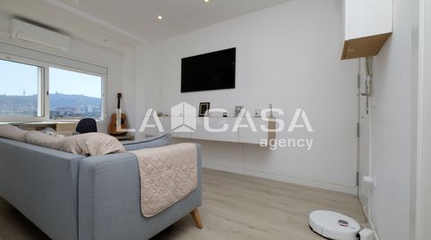 Foto 4 von Wohnung zum Verkauf in El Turó de la Peira, Barcelona Capital