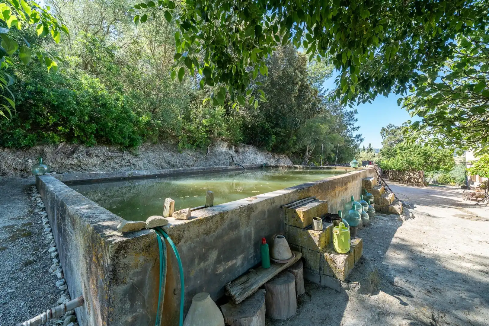 Piscina de Finca rústica en venta en Sant Joan con Jardín privado, Terraza y Trastero