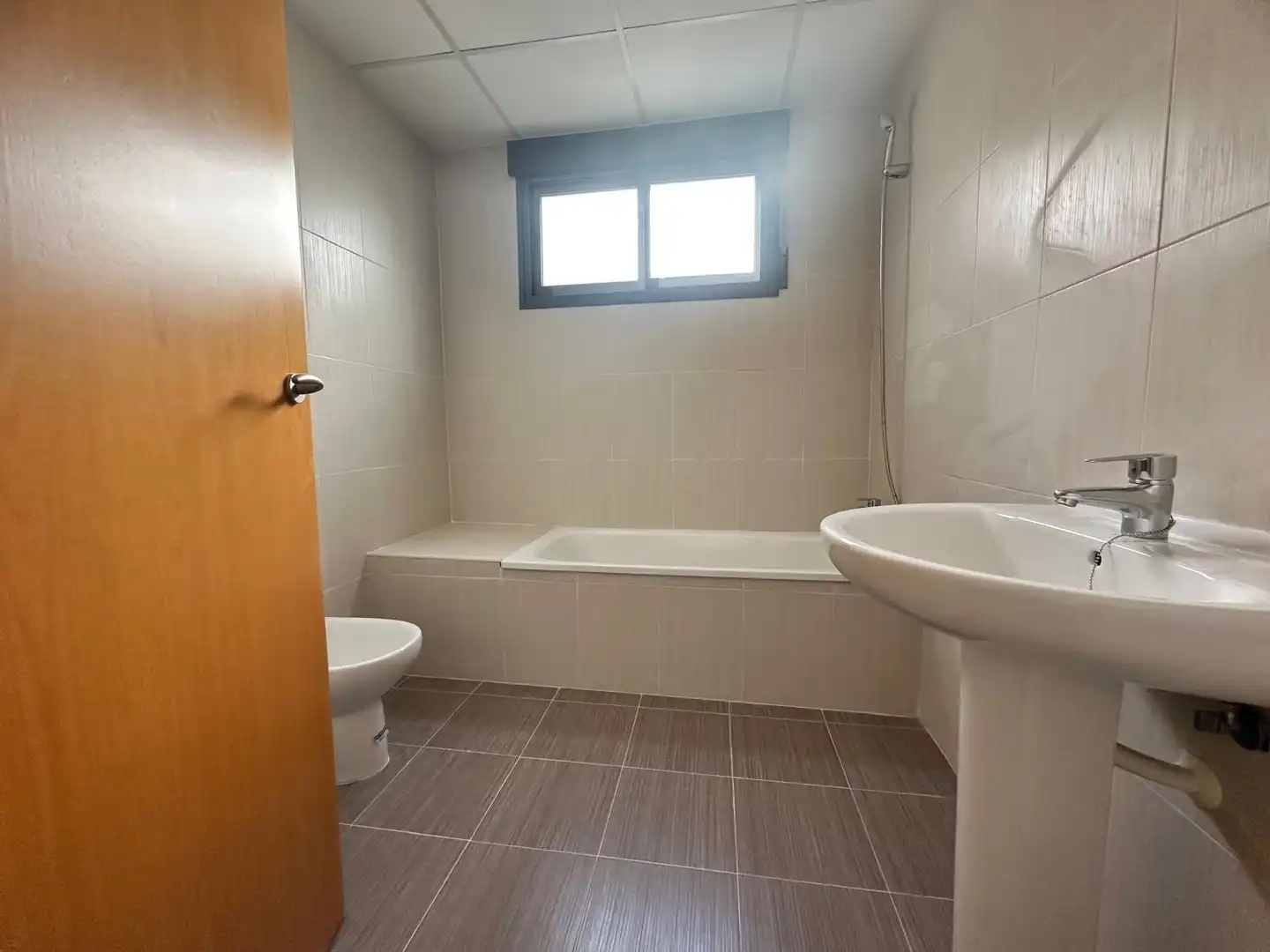 Badezimmer von Wohnung zum Verkauf in Casinos, Valencia
