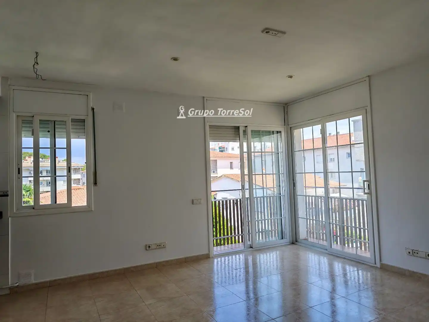 Sala de estar de Piso en venta en El Vendrell con Aire acondicionado, Calefacción y Terraza