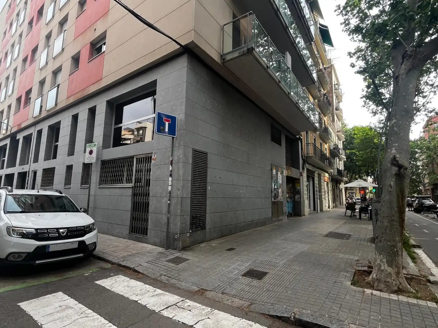 Vista exterior de Garaje en venta en Barcelona