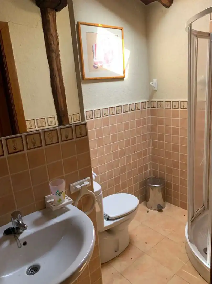 Bathroom of Country homes for sale in Guisando  with Heating