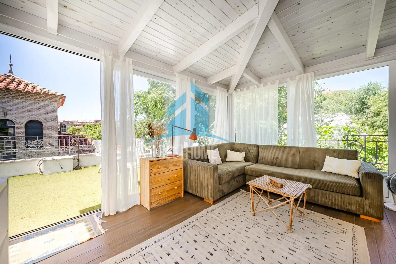 Sala de estar de Casa o chalet en venta en Madrid con Calefacción, Jardín privado y Parquet