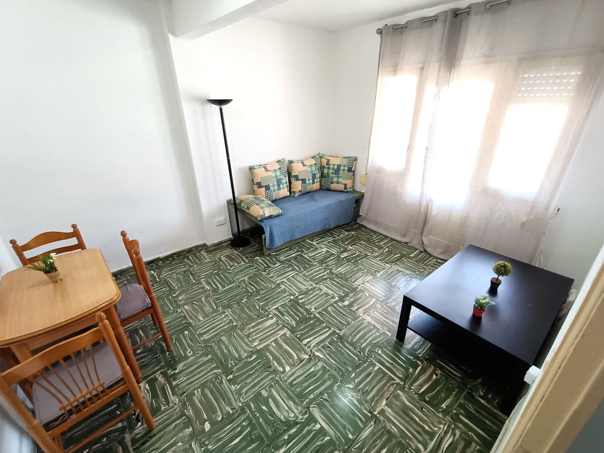 Living room of Flat for sale in Alicante / Alacant  with Terrace and Balcony