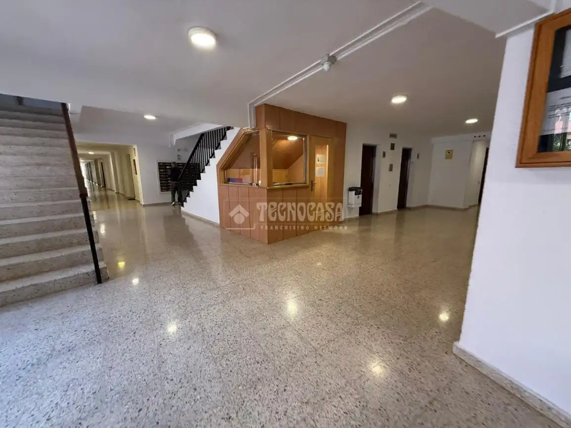 Piso en venta en Alicante / Alacant con Balcón