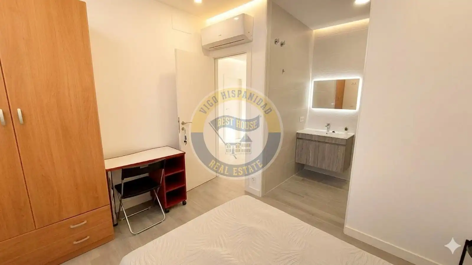 Schlafzimmer von Erdgeschoss zum Verkauf in Vigo 