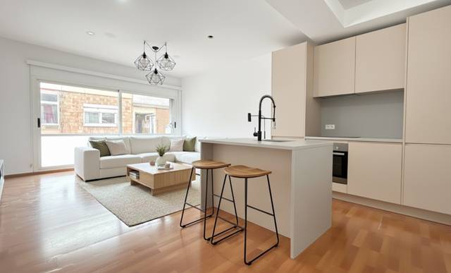 Piso en Venta en Carrer de Varsòvia en El Guinardó