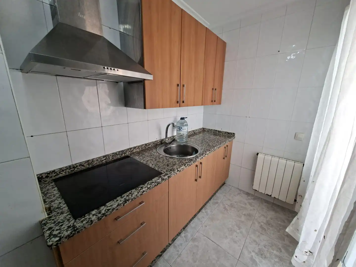 Cocina de Piso de alquiler en Plasencia con Aire acondicionado, Calefacción y Terraza