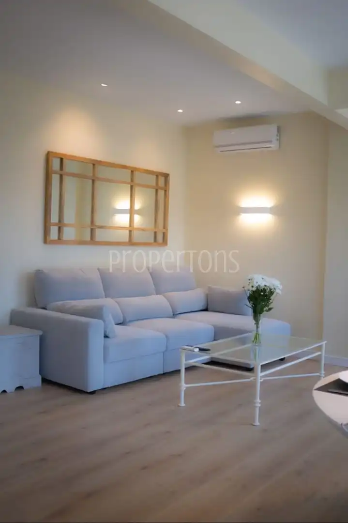 Living room of Flat for rent in Bilbao   with Furnished and Balcony