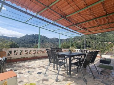 Villa con piscina in vendita a Vallirana