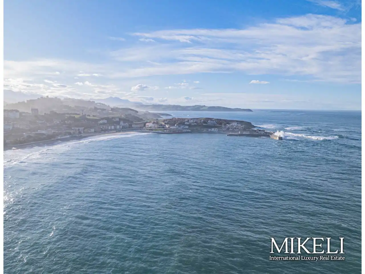 Commercial properties for sale in Paseo MUELLE, Comillas (Cantabria)