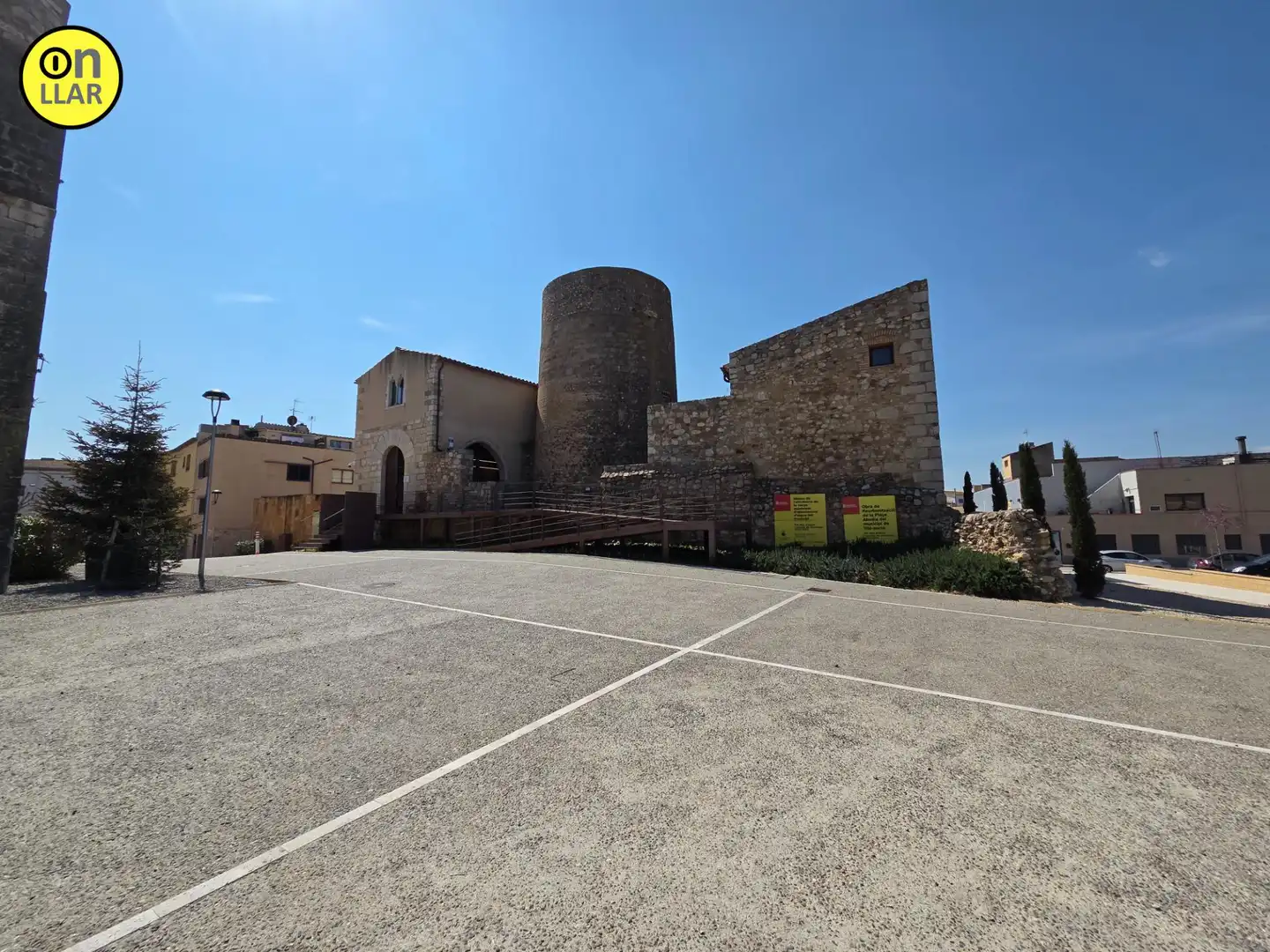 Vista exterior de Casa o chalet en venta en Vila-sacra con Terraza