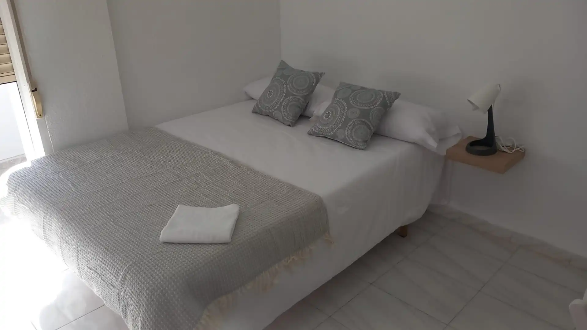 Habitación de Piso para compartir en Málaga con Aire acondicionado, Amueblado y Horno