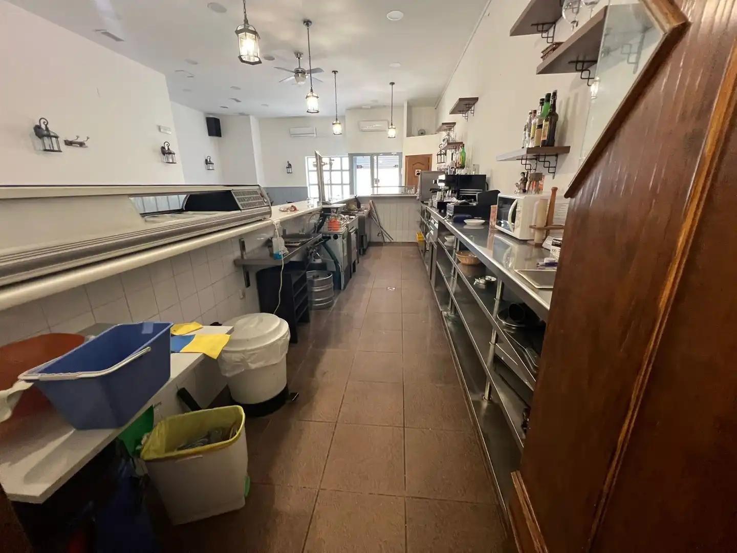 Cocina de Local en venta en Velilla de San Antonio con Aire acondicionado, Calefacción y Amueblado