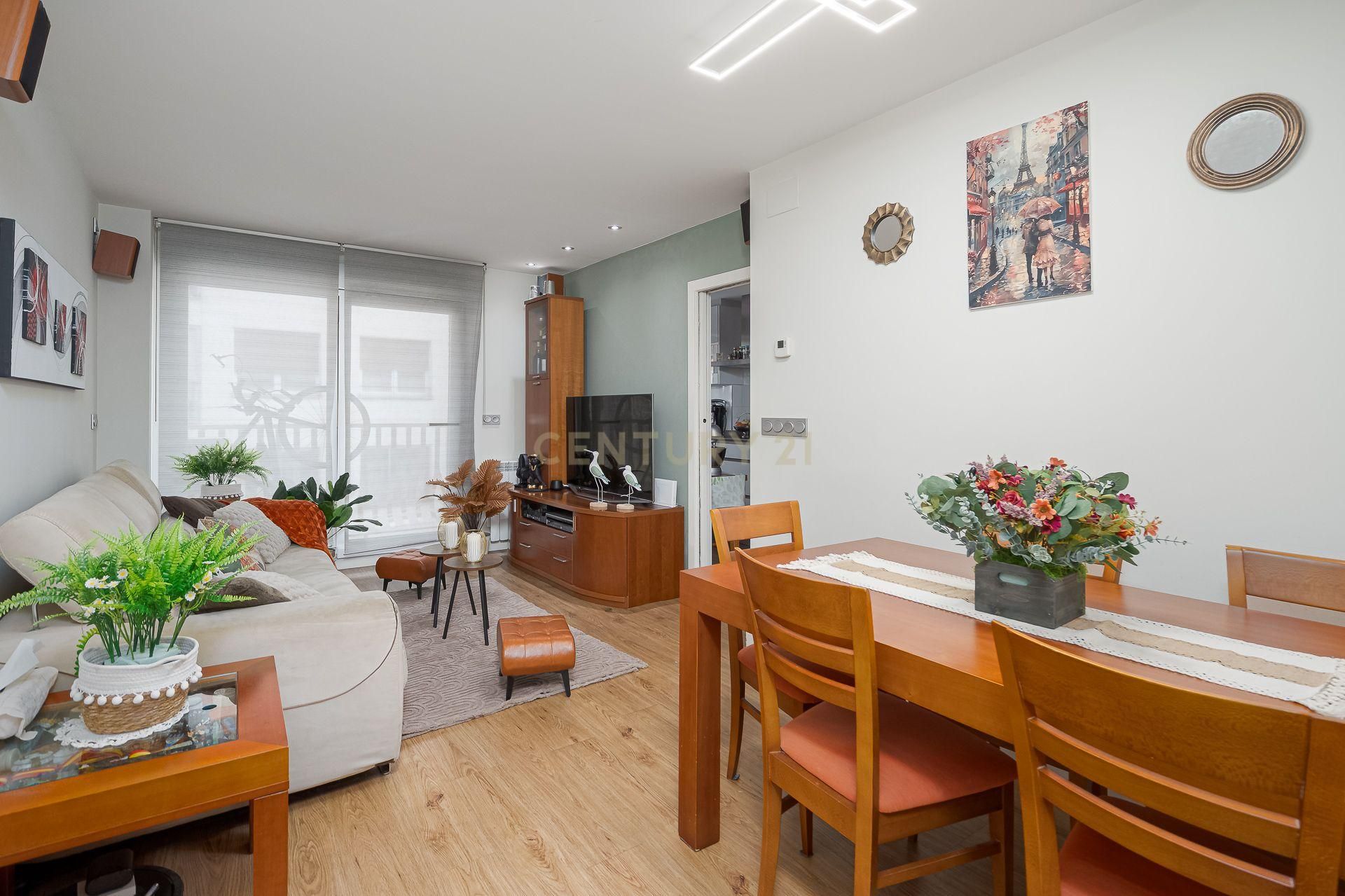 Living room of Flat for sale in Donostia - San Sebastián   with Oven, Washing machine and Microwave