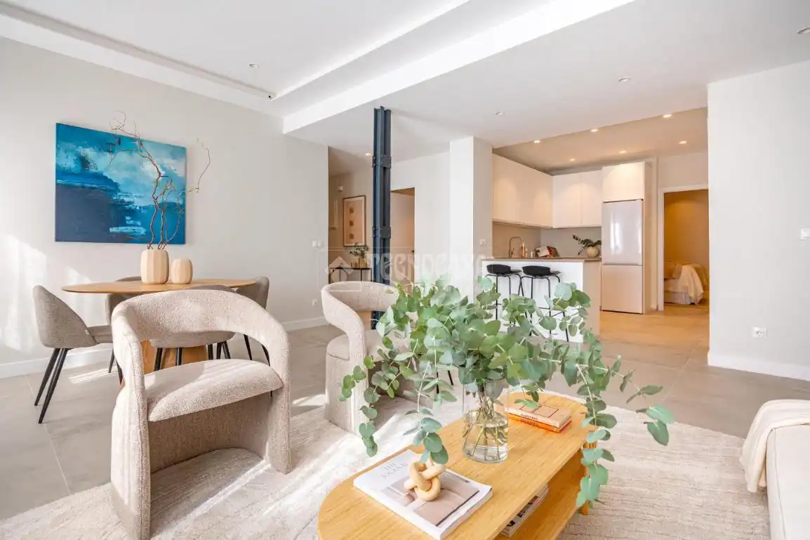 Sala de estar de Piso en venta en Madrid con Aire acondicionado y Amueblado