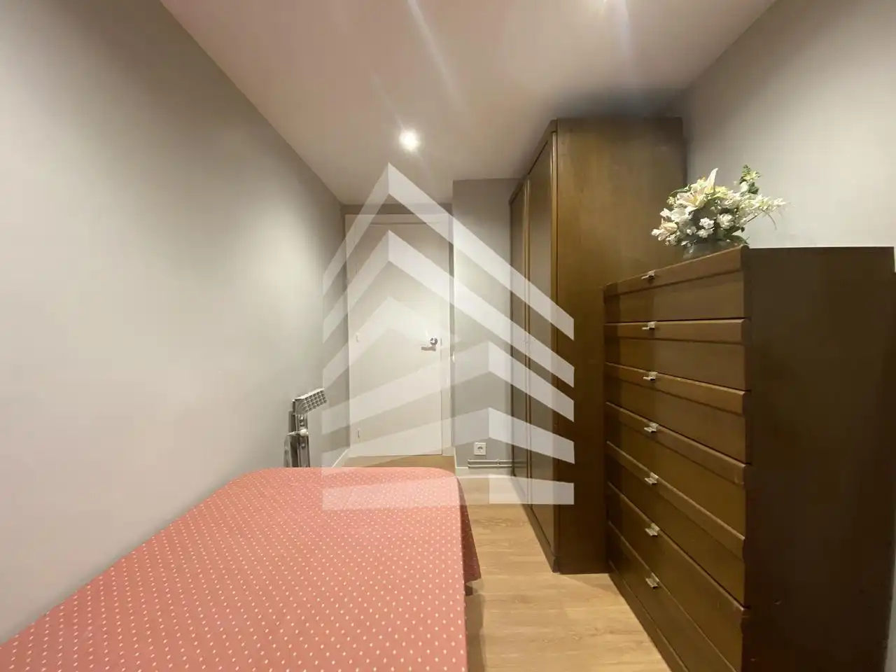 Schlafzimmer von Wohnung zum Verkauf in Barcelona mit Klimaanlage und Heizung