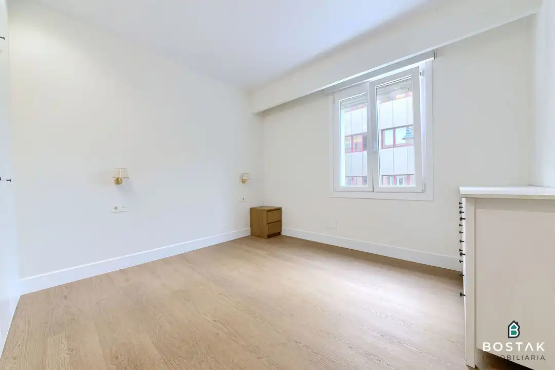 Bedroom of Flat for sale in Barakaldo   with Heating and Terrace