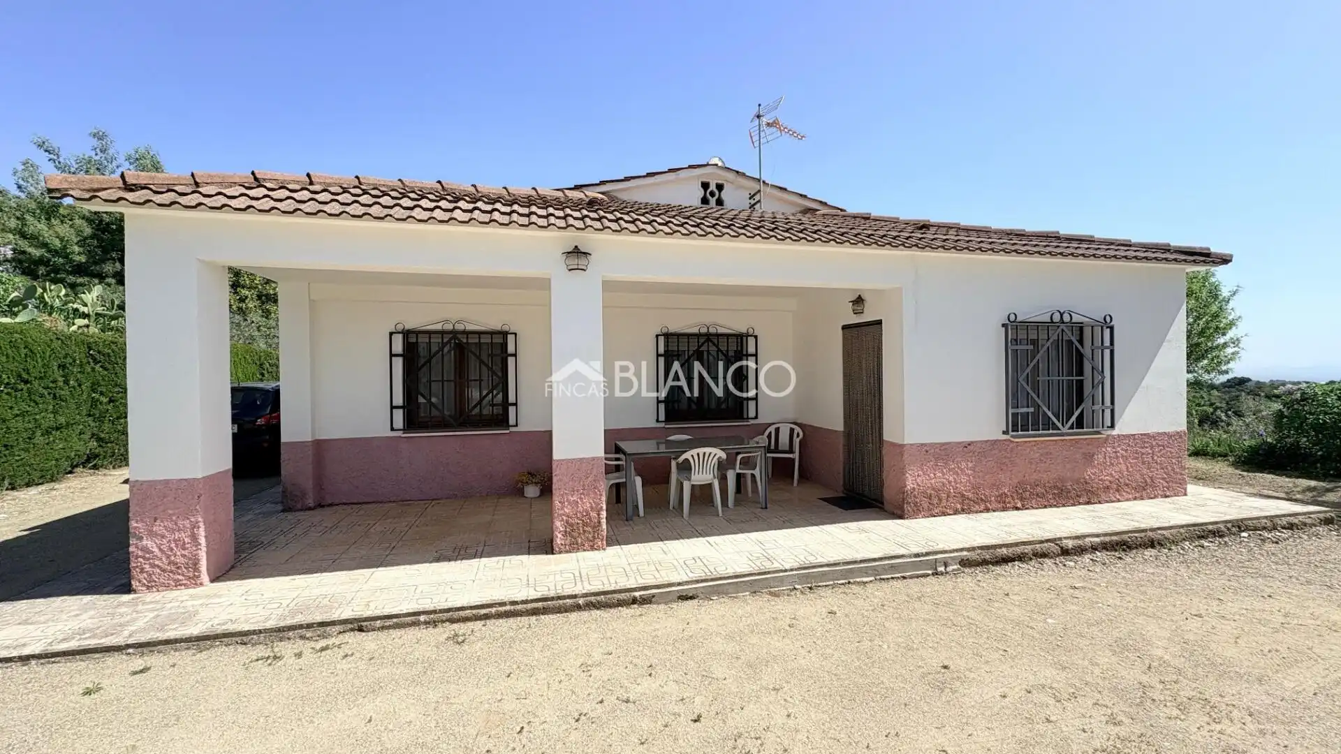 Vista exterior de Casa o xalet en venda en Piera amb Jardí privat