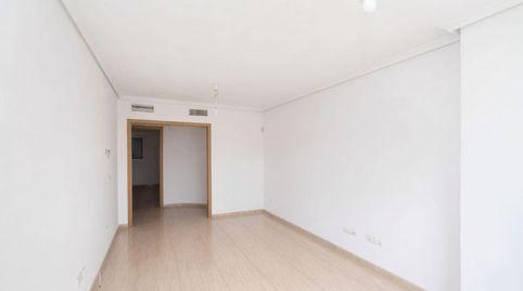 Foto 3 de Piso en venta en Florida Alta, Alicante / Alacant