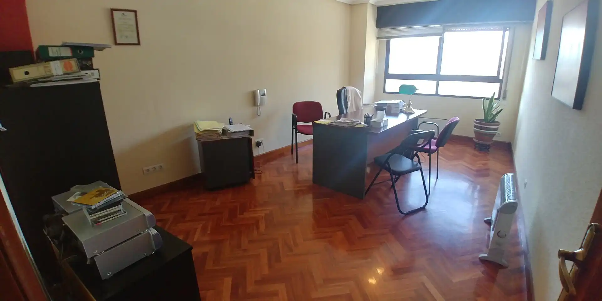 Office for sale in Campo de la Juventud