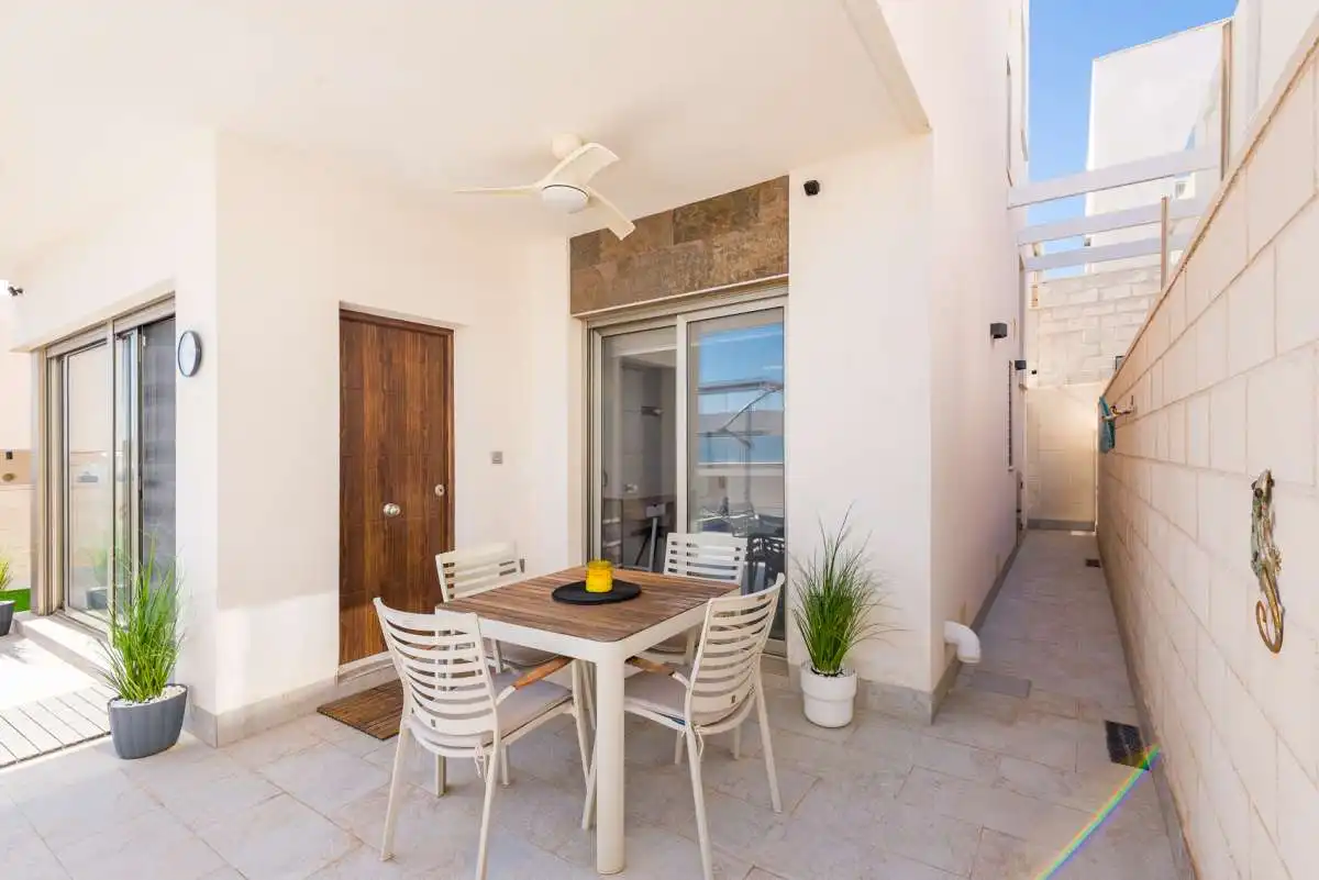 Estudio con terraza en venta en Orihuela Costa, imagen 2