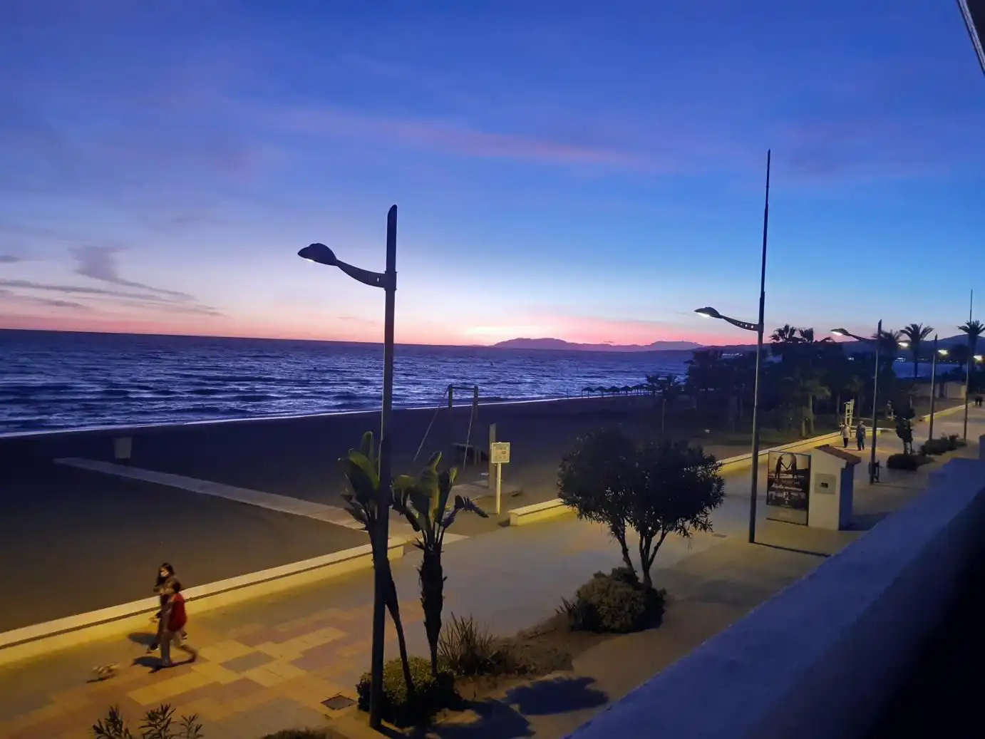 Vista exterior de Apartamento de alquiler en Torrox con Aire acondicionado, Calefacción y Terraza