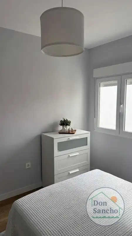 Habitación de Piso en venta en Valladolid con Calefacción
