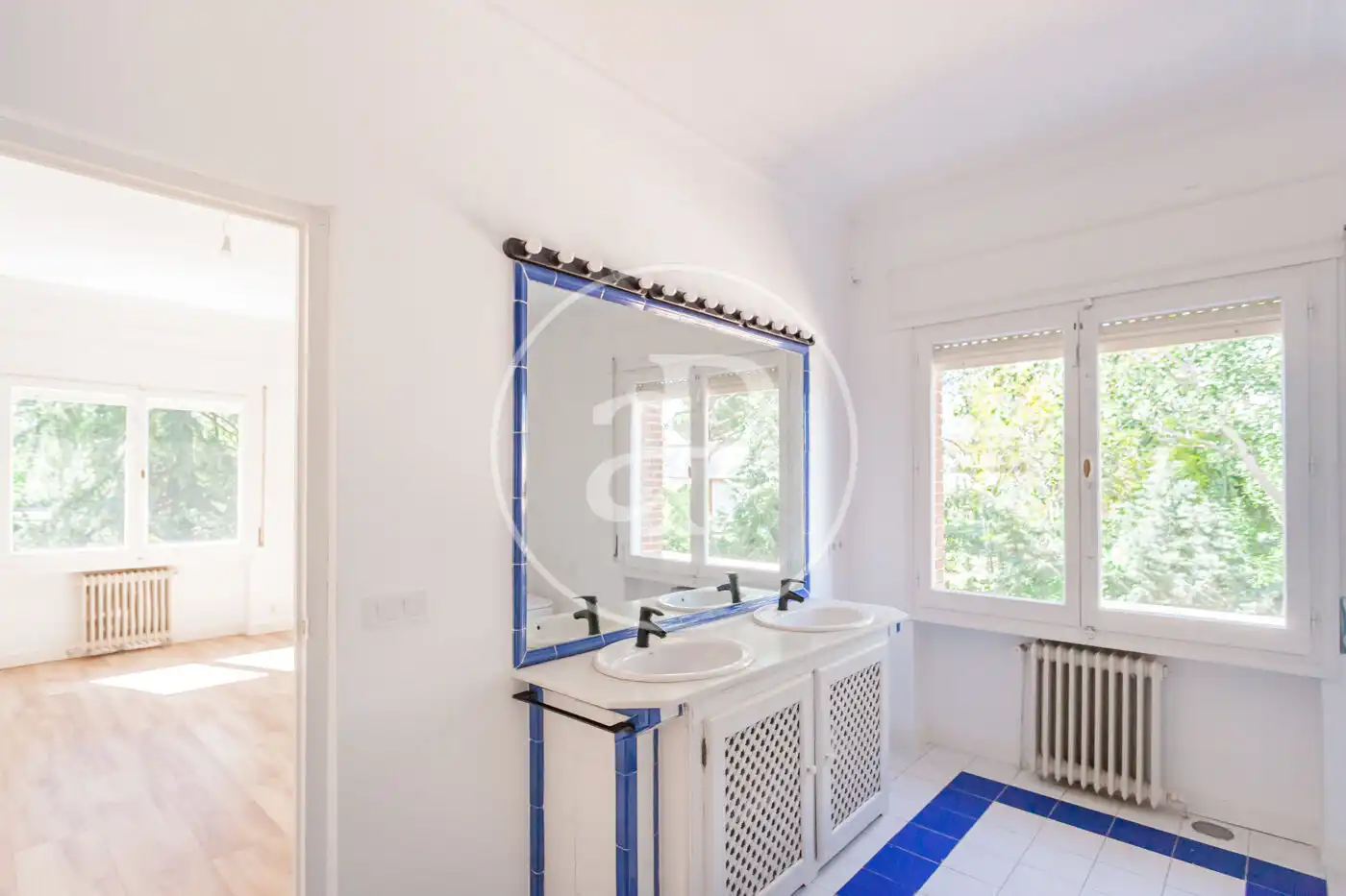 Bedroom of Houses for sale in Villanueva de la Cañada  with Air Conditioner, Heating and Private garden