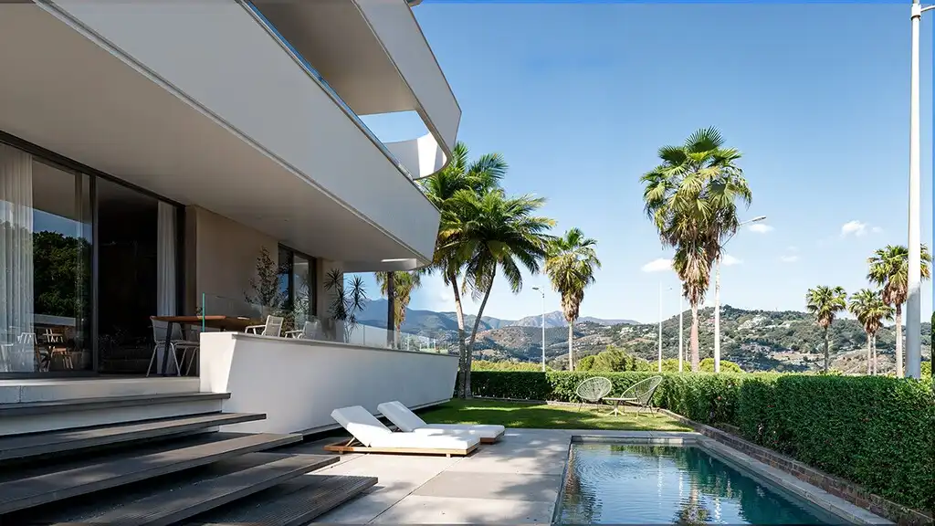 Apartamento con piscina en venta en Estepona Pueblo, imagen 11