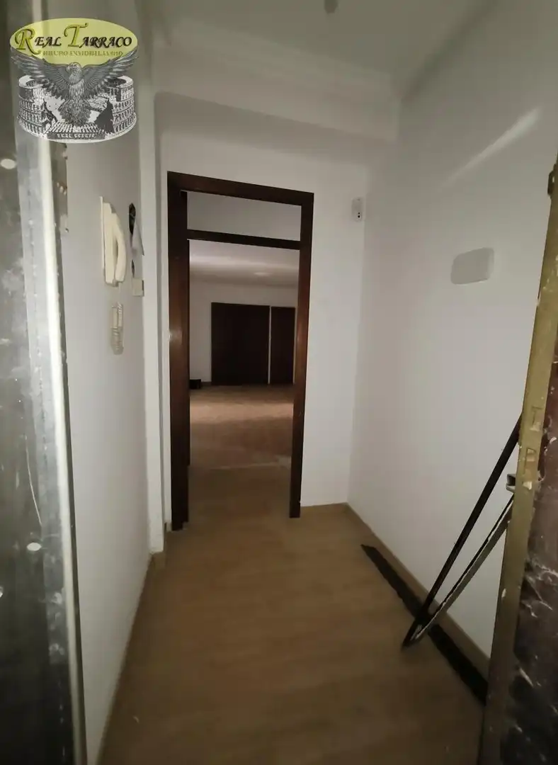 Piso con terraza en venta en PRESIDENT MACIA, imagen 2