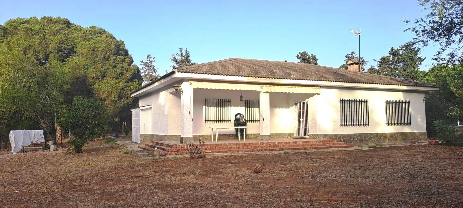 Exterior view of Houses for sale in Chiclana de la Frontera  with Private garden, Terrace and Furnished