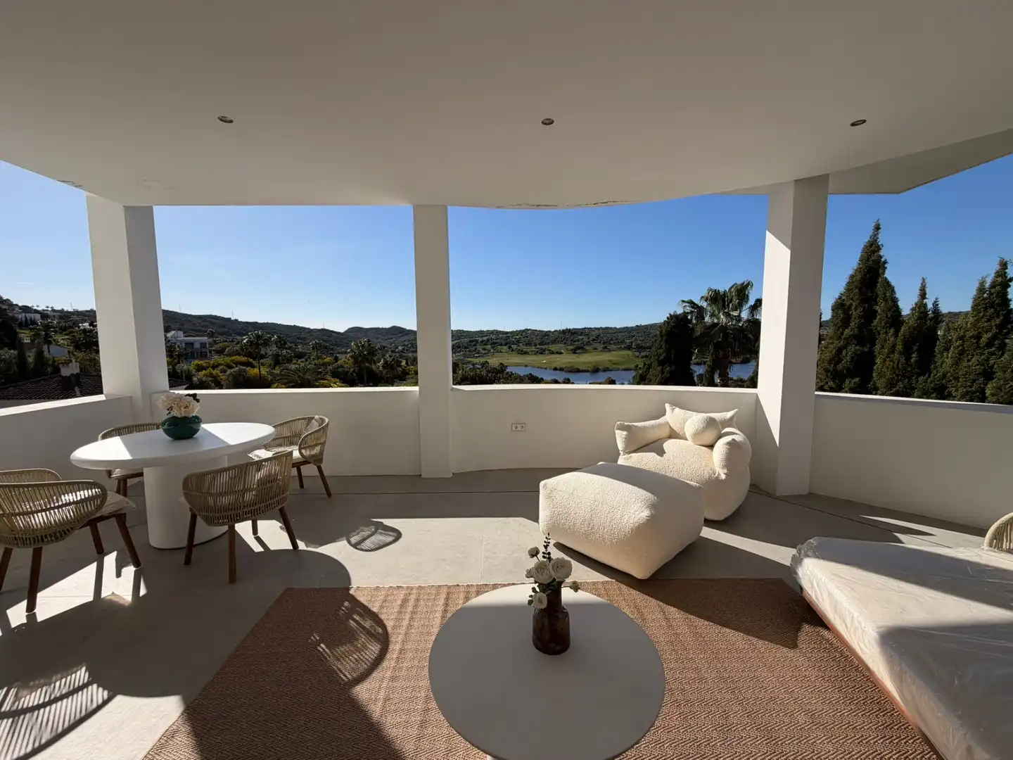 Terrasse von Haus oder Chalet zur Miete in Sotogrande mit Klimaanlage, Privatgarten und Terrasse