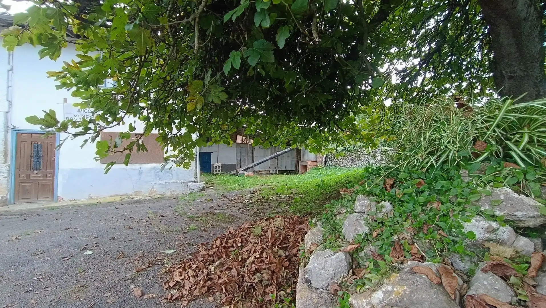 Country homes for sale in Llanes  with Private garden