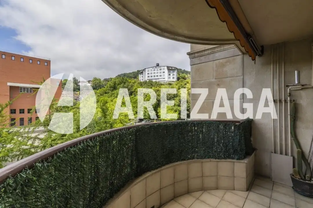 Terrace of Flat for sale in Donostia - San Sebastián   with Heating, Terrace and Storage room