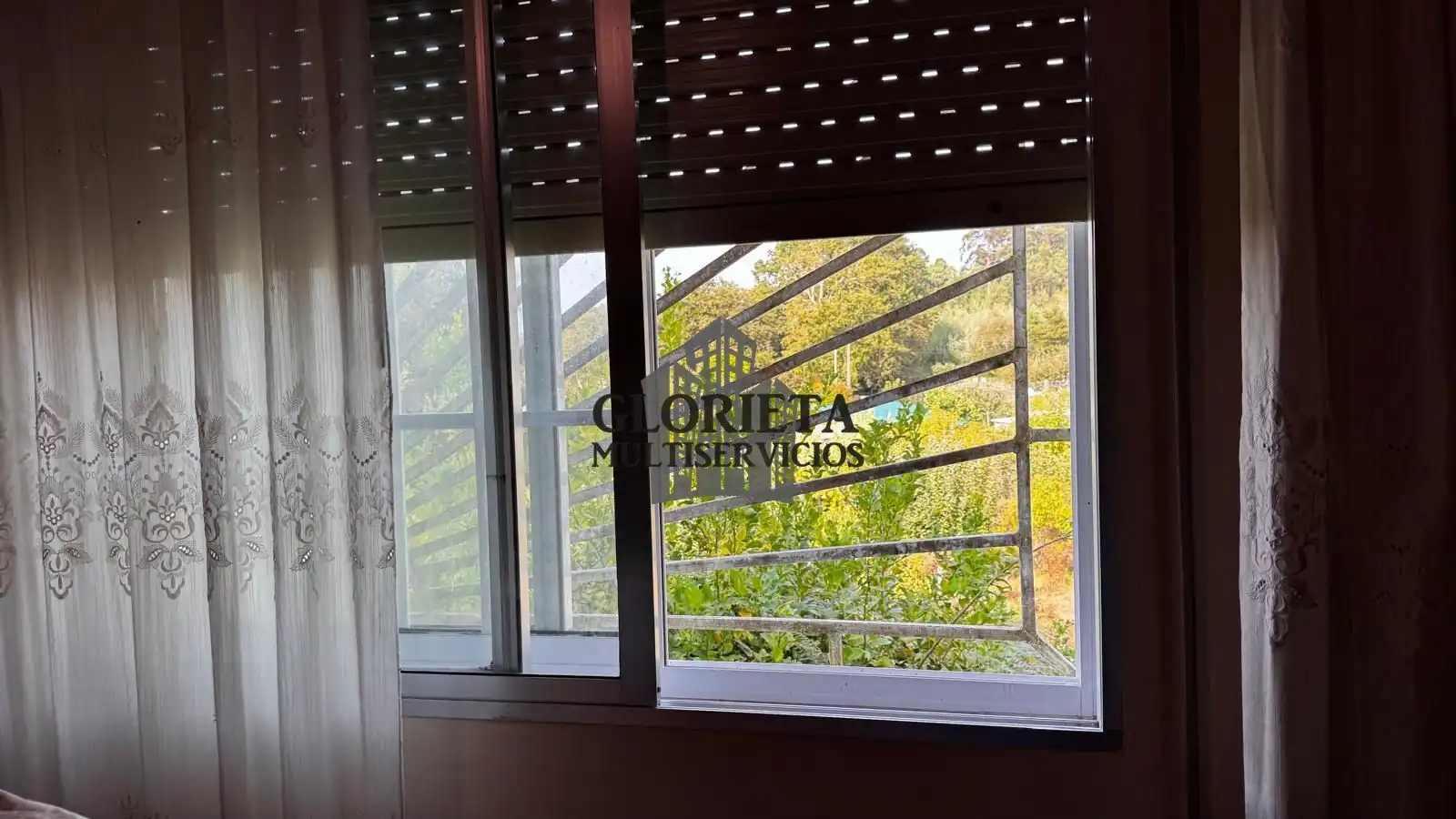 Vista exterior de Casa o xalet en venda en Pontevedra Capital  amb Calefacció i Forn