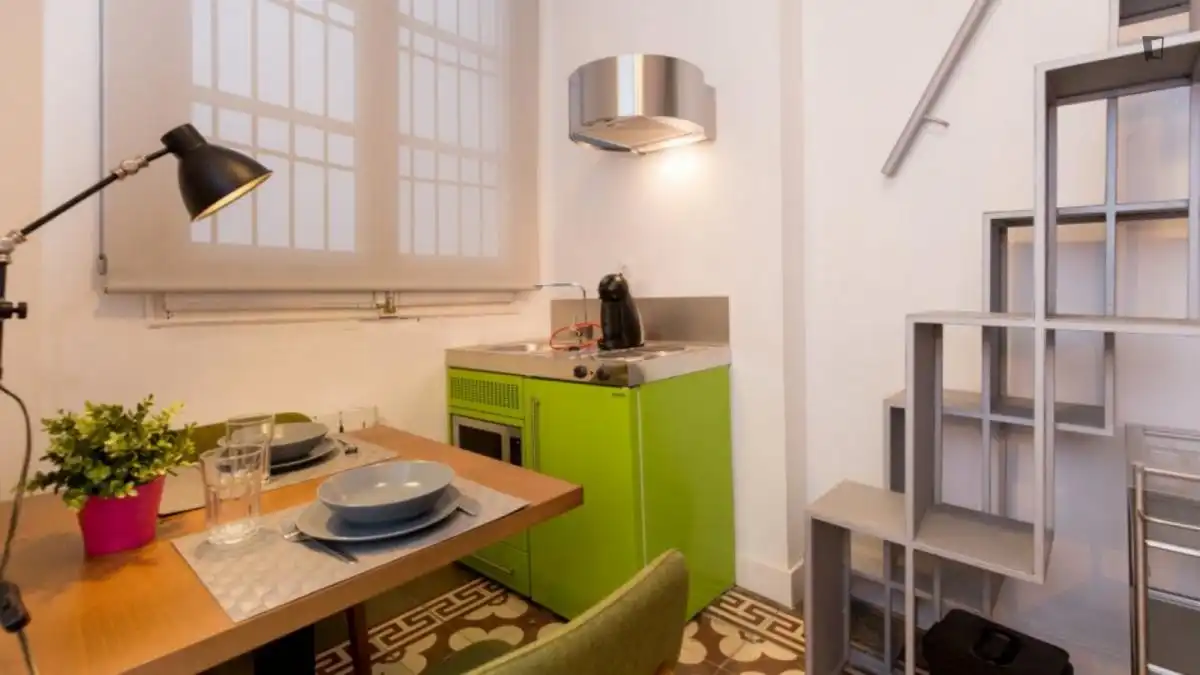 Study for rent in San Matías - Realejo