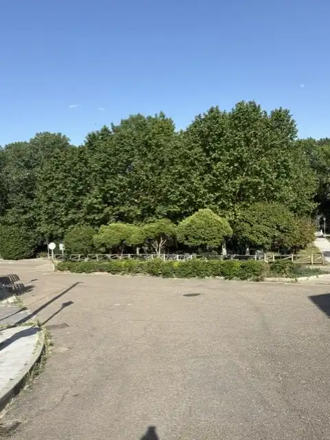 Vista exterior de Casa adosada en venta en Simancas con Calefacción, Jardín privado y Terraza