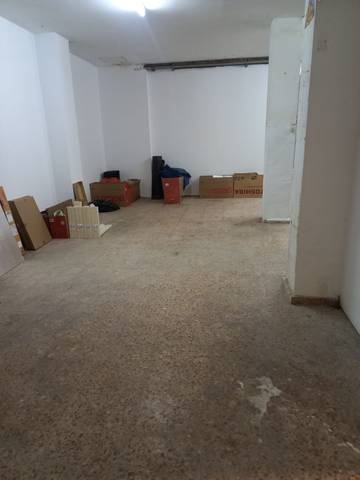 Local comercial en Venta en Nou Moles