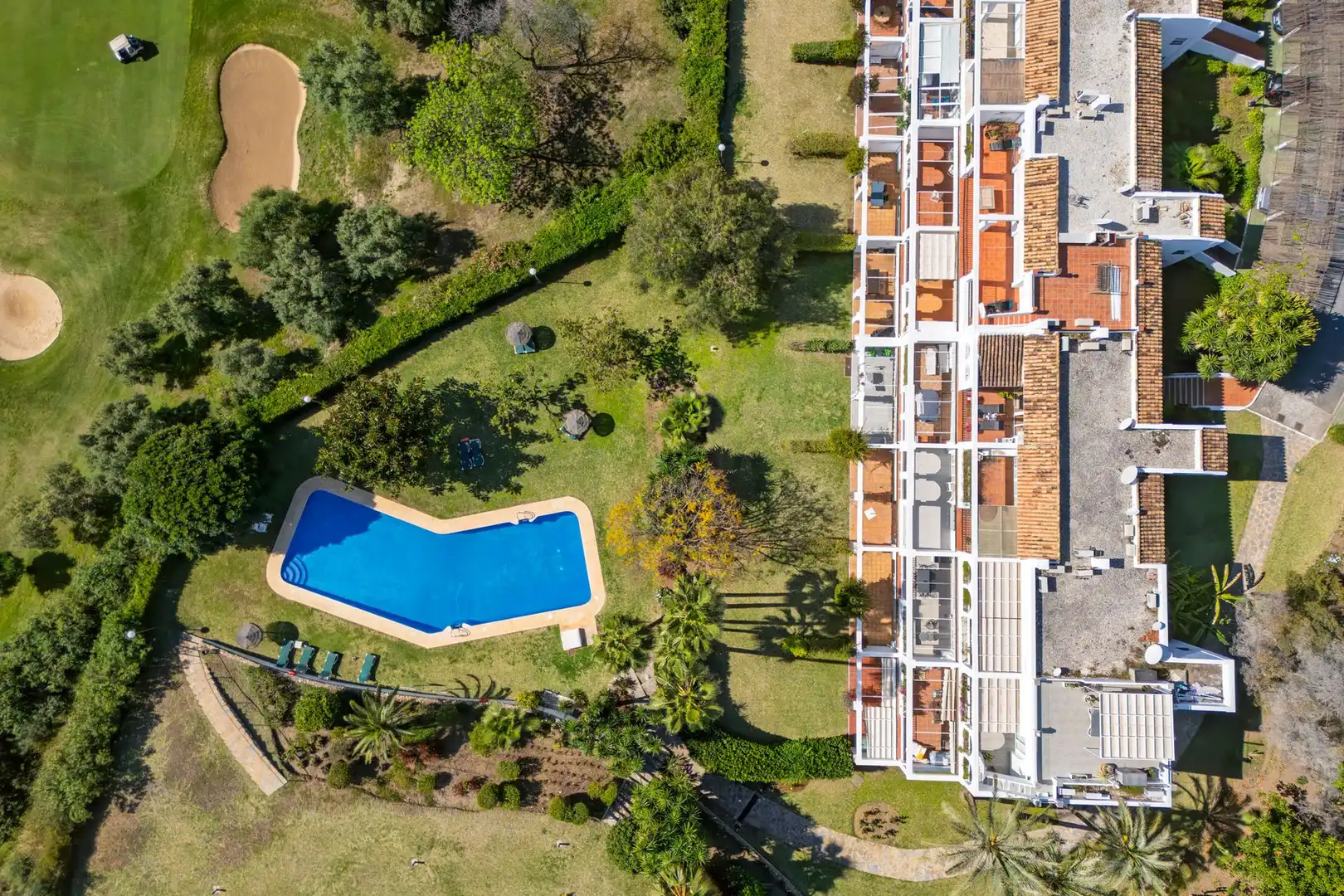 Adosado con piscina en venta en La Quinta, imagen 27