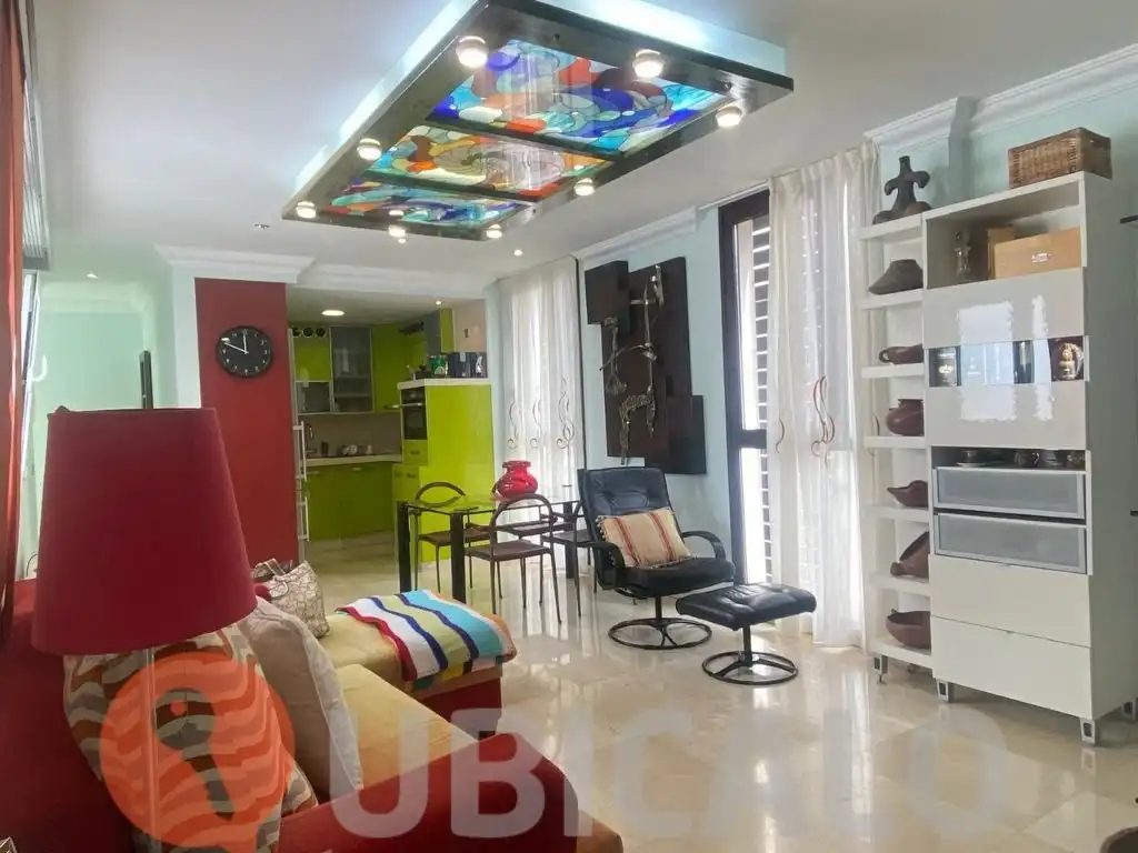 Sala d'estar de Àtic en venda en San Cristóbal de la Laguna amb Moblat, Forn i Rentadora