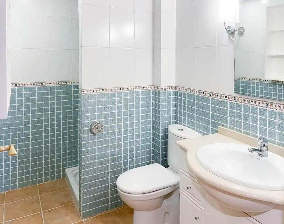 Ground floor for rent in Chiva, Valencia