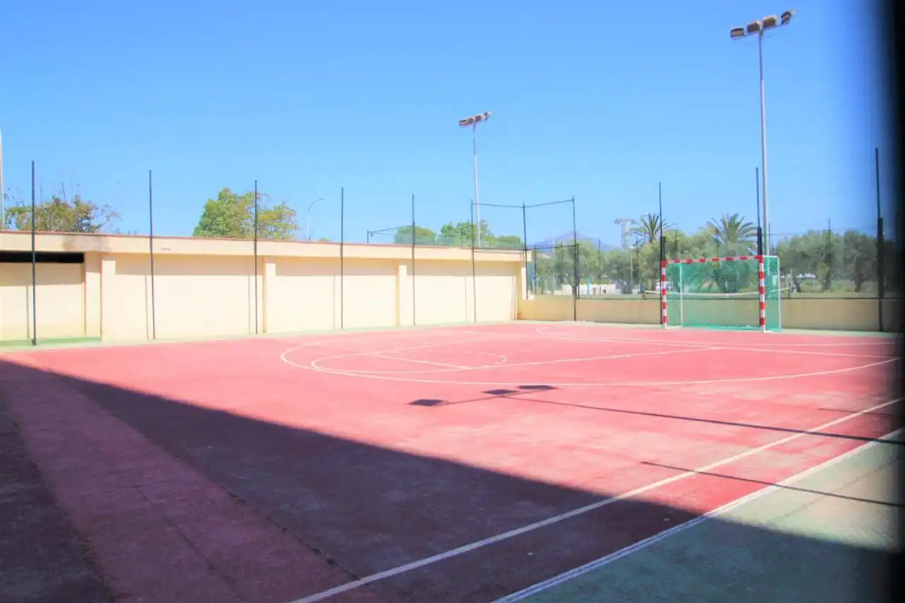Parkplatz von Wohnungen zum Verkauf in El Campello mit Klimaanlage, Heizung und Parkett