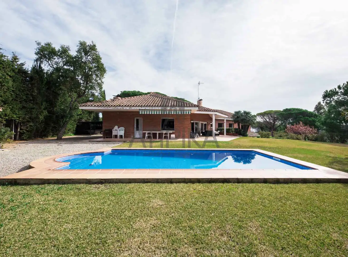 Casa con piscina en venta en Sant Vicenç centre
