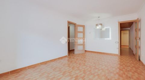 Foto 2 de Piso en venta en Carrer de la Mare de Déu de Lourdes, La Serreta, Rubí