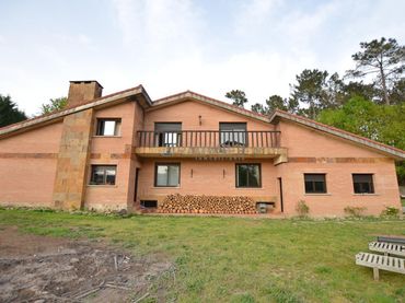 Villa avec jardin à vendre à LG SEQUEIROS-CRISTIÑADE