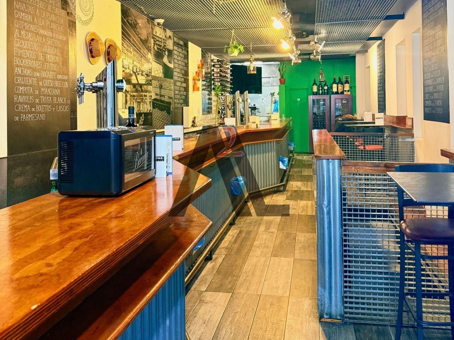 Local de alquiler en  Madrid Capital con Amueblado