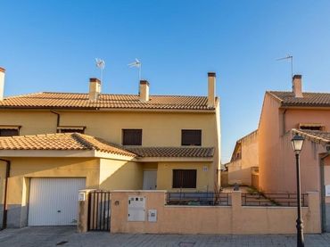 Terraced house for sale in Numancia de la Sagra