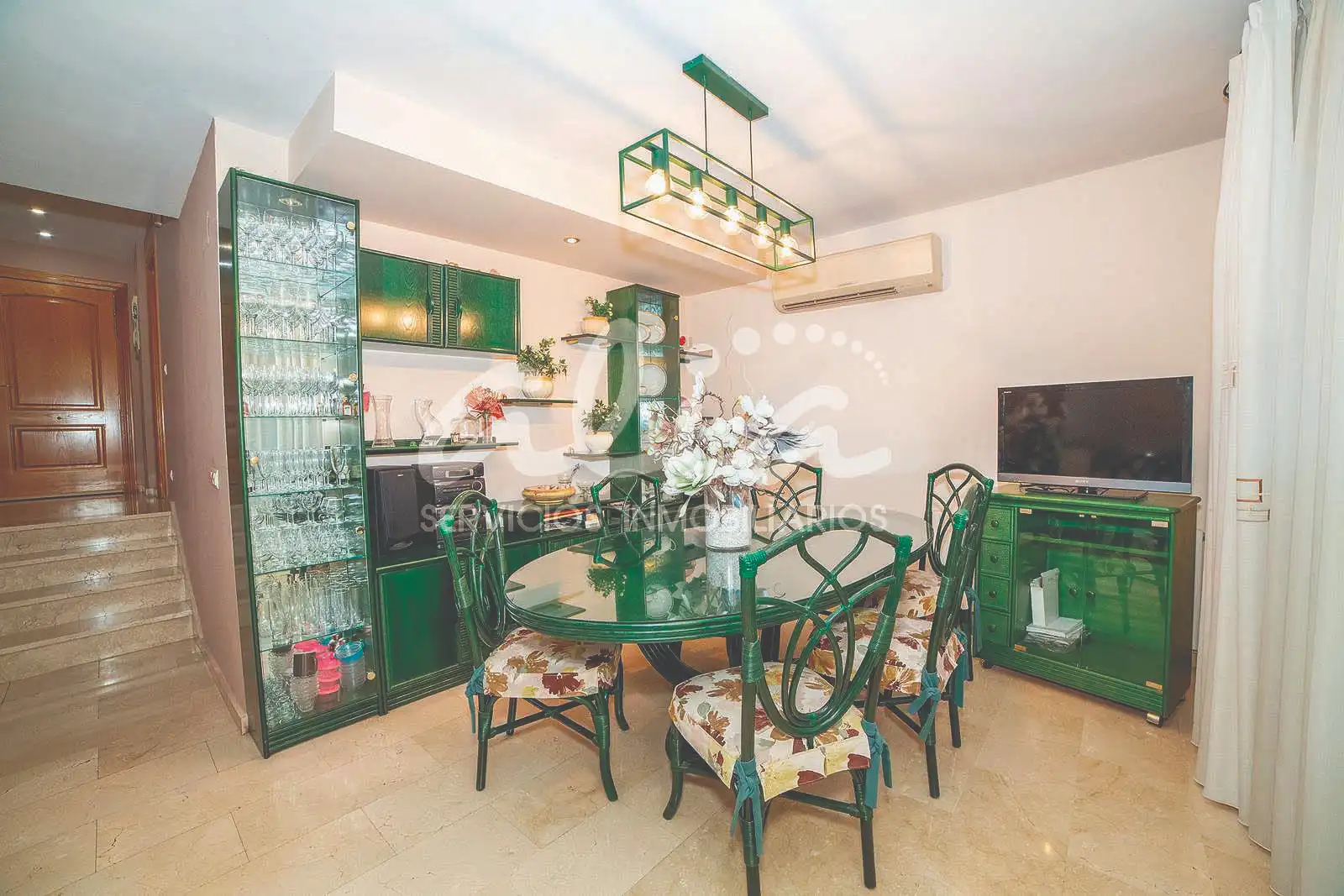 Dining room of Detached homes for sale in Pinto  with Air Conditioner, Heating and Terrace