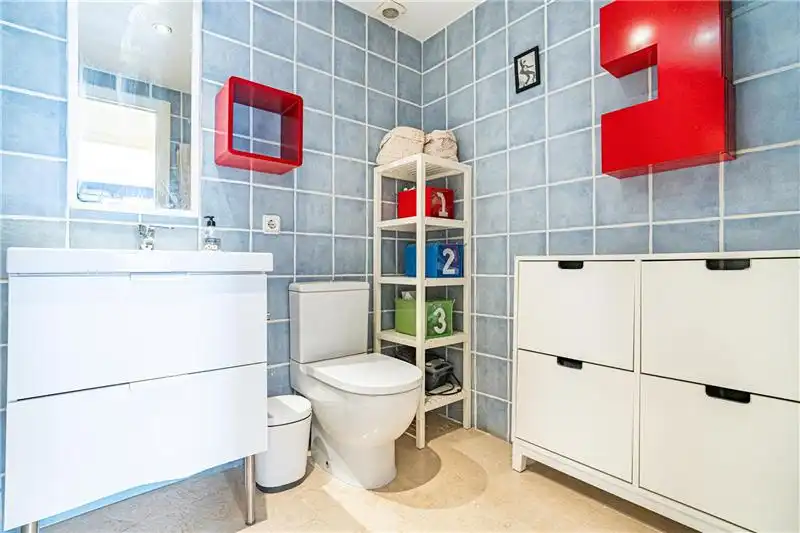Baño de Piso en venta en Calvià con Aire acondicionado, Terraza y Piscina comunitaria